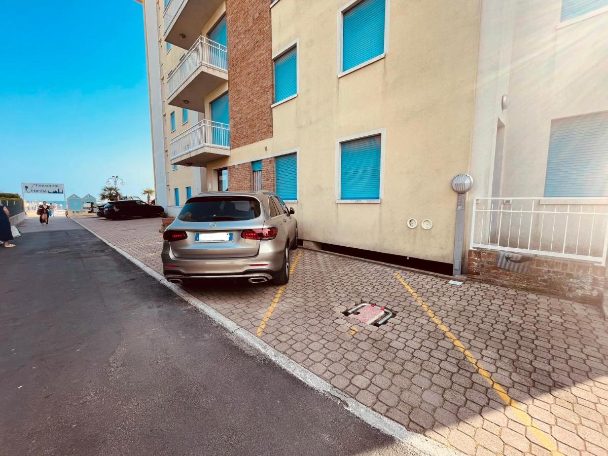 Appartamento Cima - Vista Mare, 3 Camere, Wifi, Family Apartment Lido di Jesolo Eksteriør bilde